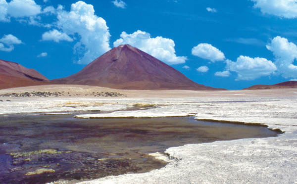 Licancabur : 5 916 m de cendres