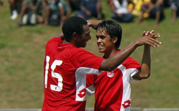 Coupe des nations OFC 2012: Débuts réussis pour Tahiti et la Nouvelle-Calédonie