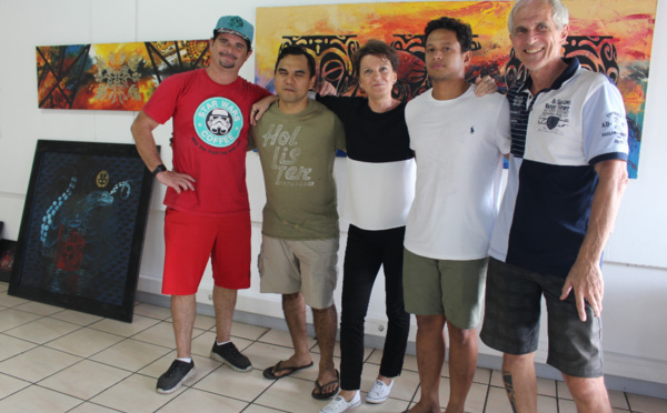 Six artistes réunis salle Muriavai
