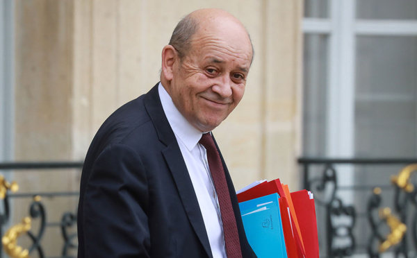 Escroquerie au "faux Le Drian": deux hommes condamnés à sept et onze ans de prison