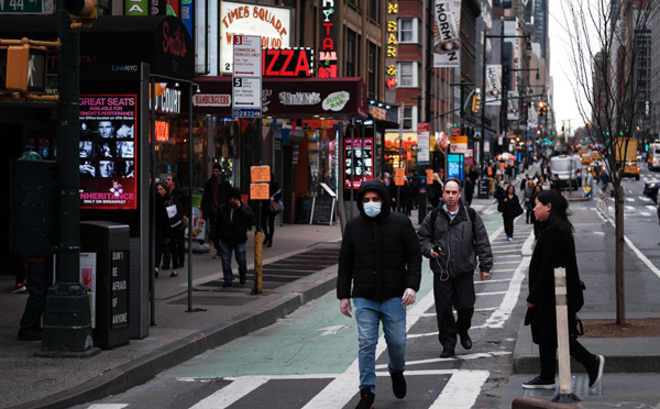 Fermetures des frontières et des écoles en série face à la pandémie