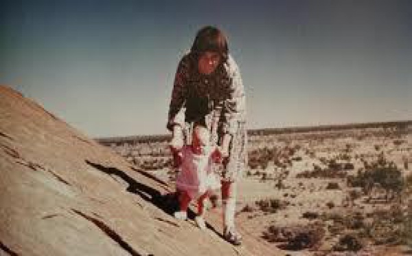 Australie: un bébé disparu en 1980 dans le désert enlevé par un dingo