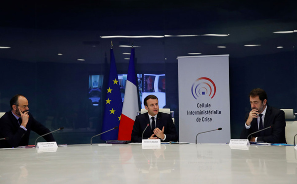 Le gouvernement prépare à une prolongation du confinement