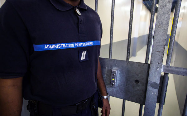 Mutinerie à la prison de Guyane, en plein confinement