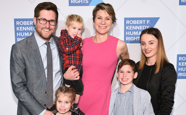 USA: deux membres de la famille Kennedy présumés morts