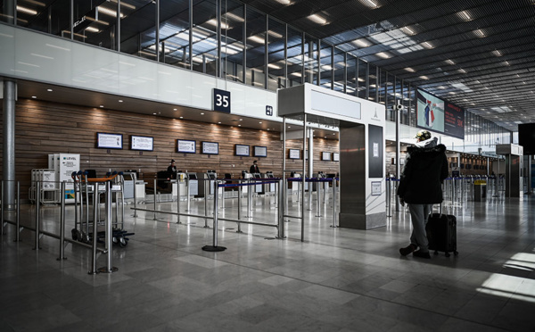 "Pas raisonnable d'imaginer voyager loin à l'étranger très vite"