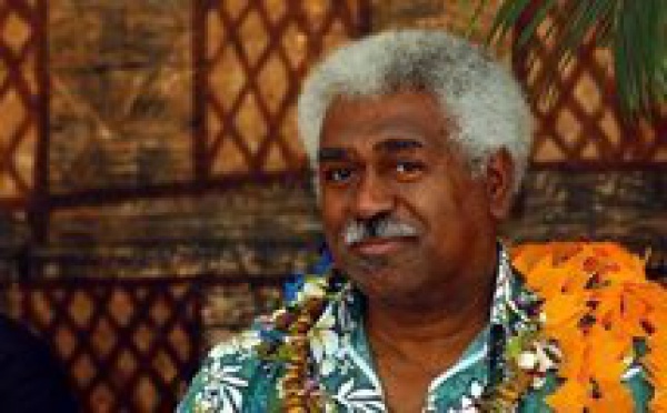 Calédonie: M. Wamytan veut que la France octroie un visa au leader fidjien