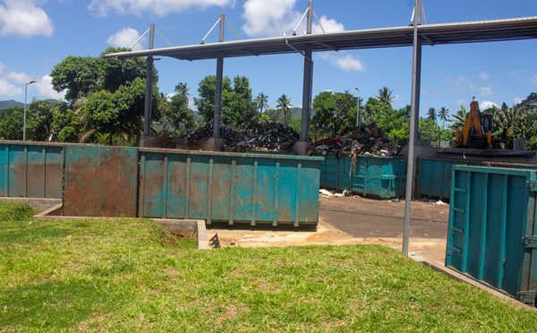 Le déconfinement est "reporté" à Mayotte où le virus circule "activement"