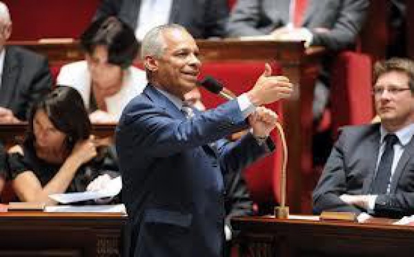 Nelle-Calédonie: L'UMP condamne des propos de M. Lurel sur la "Kanaky"