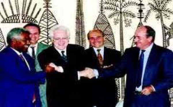 Mise en œuvre de l’Accord de Nouméa : le Groupe Mélanésien Fer de Lance se déclare « globalement satisfait »