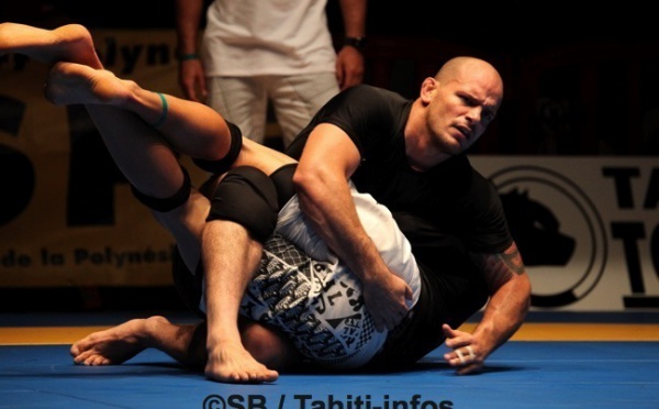 OPEN INVAD 2012 : « Xande » RIBEIRO s’impose devant Clark Gracie et le Tahitien Dany Gérard