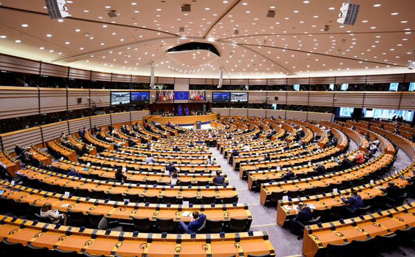 UE: 750 milliards d'euros pour relancer une économie exsangue