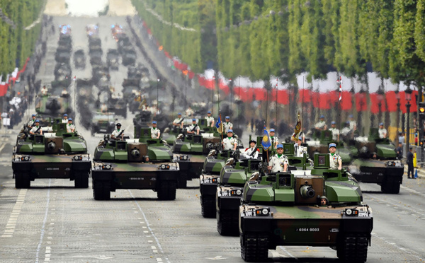 France: pas de défilé du 14 juillet, mais une cérémonie avec hommage aux soignants
