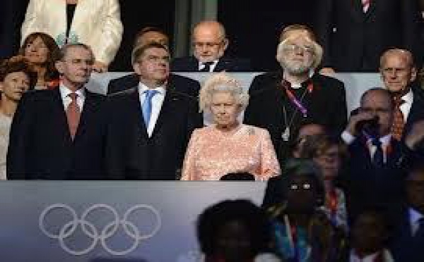 Londres tourne la page de "ses" Jeux et passe le flambeau à Rio