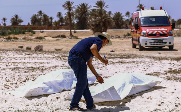 Naufrage de migrants en Tunisie: 12 corps retrouvés, le bilan passe à 34 morts