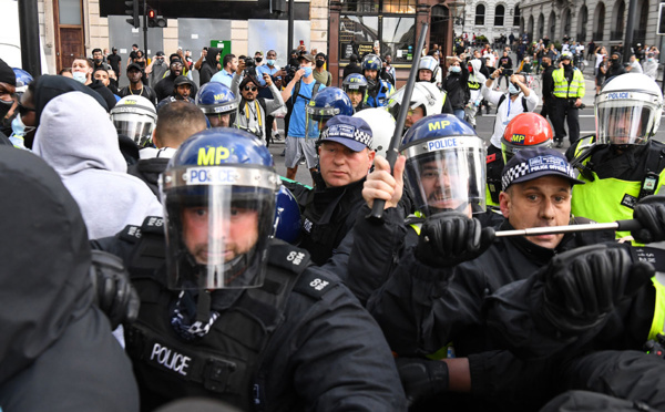 "Tous solidaires": nouvelles manifestations mondiales contre les violences policières