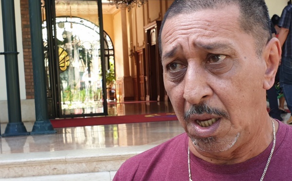 ​A Ti'a i Mua attaque les congés forcés