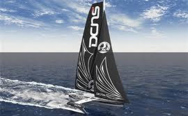 Record du Pacifique: l'Hydroptère DCNS reporte sa tentative au printemps