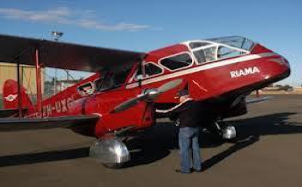 Accident d’un avion d’époque près de Brisbane : six disparus