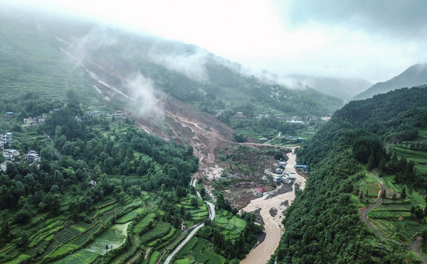 Chine: au moins 14 morts et disparus après des glissements de terrain