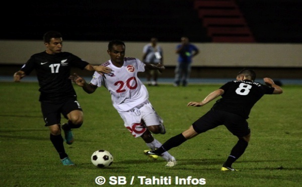 Mondial-2014 - Zone Océanie - La Nouvelle-Zélande bat Tahiti 2 à 0 au stade Pater