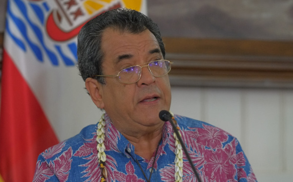 ​Fritch n'a "jamais eu l'intention de changer" ses ministres
