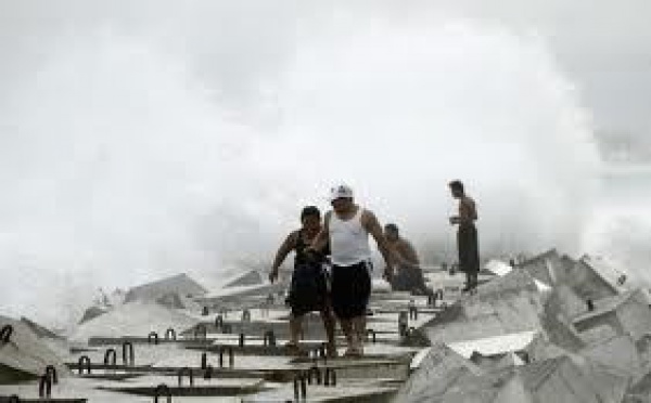 L'ouragan Paul s'est renforcé dans le Pacifique au large du Mexique