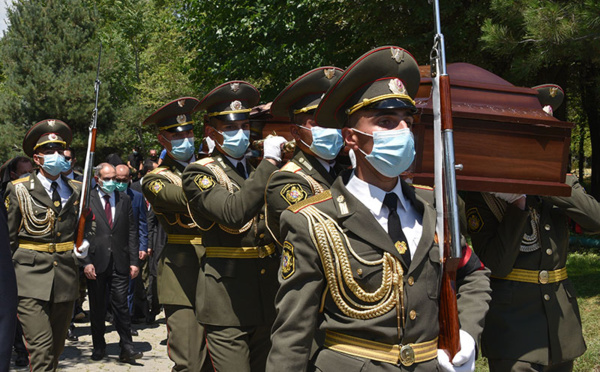 Reprise des combats entre Arménie et Azerbaïdjan après une brève accalmie