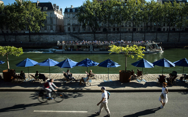 Masques recommandés et gel à volonté pour le retour de Paris Plages