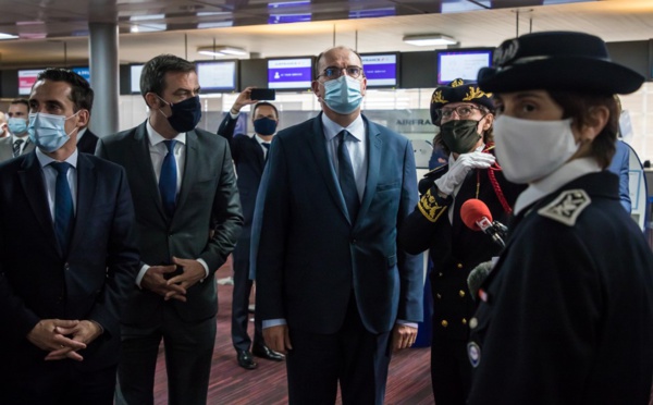 Covid-19 en Nouvelle-Aquitaine: "bond" du virus chez les 15-44 ans, selon l'ARS