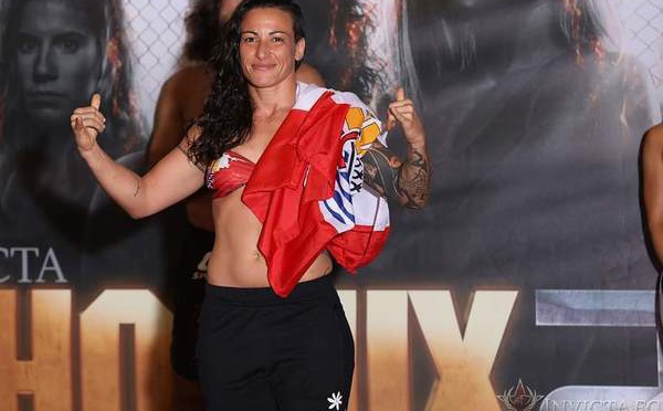 Flore Hani de retour dans la cage en septembre