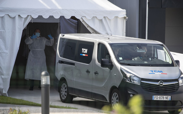 Covid-19: hausse de 50% des décès en Europe entre fin mars et début avril, selon l'Insee