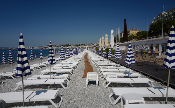 Coronavirus: les restrictions se multiplient, la pandémie saigne à blanc le tourisme mondial