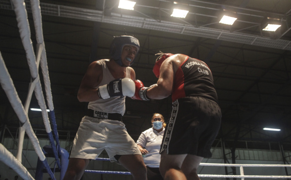 Les boxeurs ont renfilé les gants