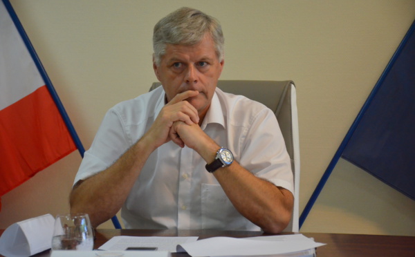 Débarqué, l’ex-président de l’APC attaque le Pays