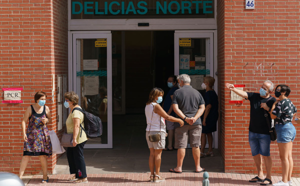 Virus: l'Espagne en situation "critique" avec les plus mauvais chiffres d'Europe