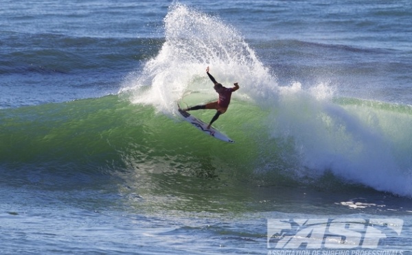 O’neil Coldwater Classic : Michel Bourez jusqu’en demi finale