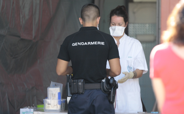 Un pot de départ à l’origine du cluster de la gendarmerie