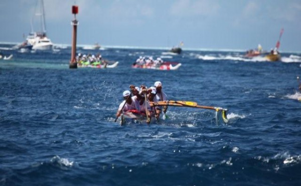 Hawaiki Nui Va’a: Edt Va’a remporte la 2ème étape, Paddling Connection conserve sa première place au général