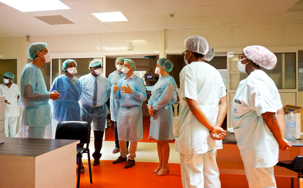 Avec 156 cas de Covid-19 identifiés en une semaine, la Guadeloupe approche du seuil d'alerte