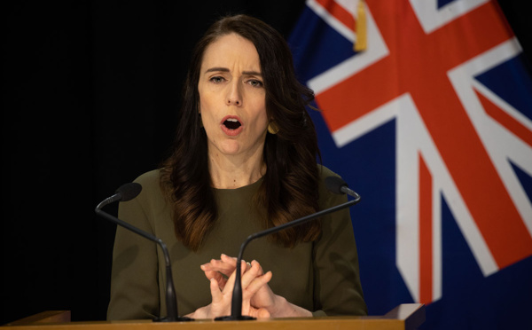 Nouvelle-Zélande: Ardern qualifie de "fausse" la déclaration de Trump sur le virus