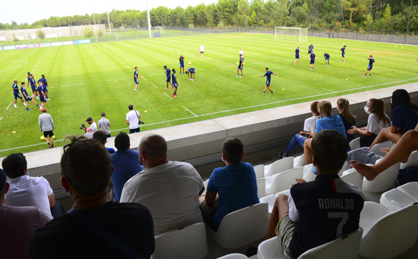 Foot: Marseille frappé par le Covid, le coup d'envoi du championnat de France chamboulé