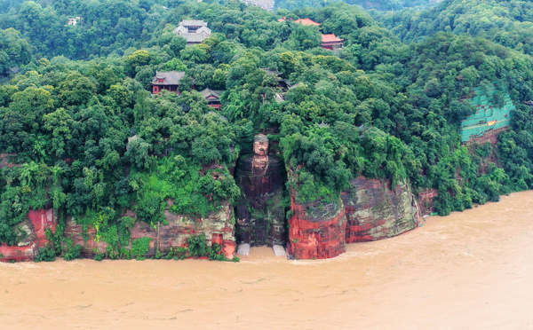 Inondations en Chine: au moins 100.000 habitants évacués