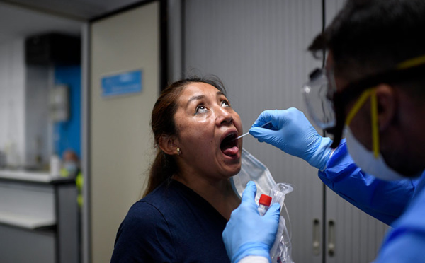 L'énigme de l'Espagne, de nouveau en première ligne face à la pandémie