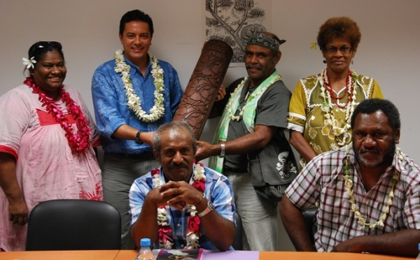 Polynésiens et Calédoniens unis autour de leur culture