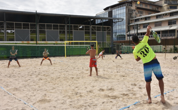La saison de beach tennis est lancée