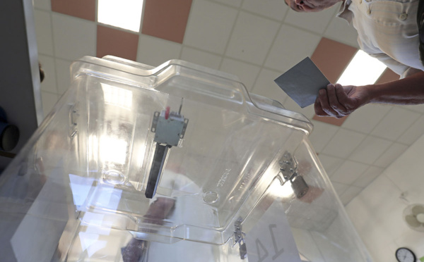 En Nouvelle-Calédonie, l'Etat prépare le référendum sur fond de crise sanitaire