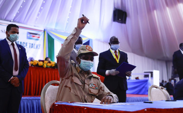 Soudan: accord de paix historique entre Khartoum et quatre mouvements rebelles