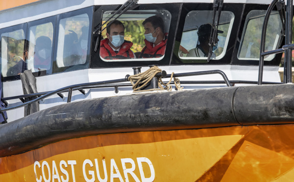 Maurice: deux morts dans la collision d'une barge et un remorqueur