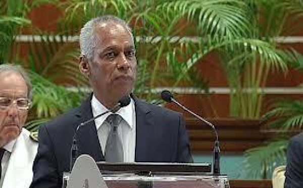 Lurel exhorte la Nouvelle-Calédonie à plus de cohésion sociale